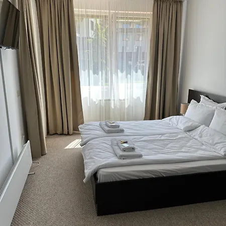 Apartament Monarx *