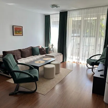 Monarx Апартаменты